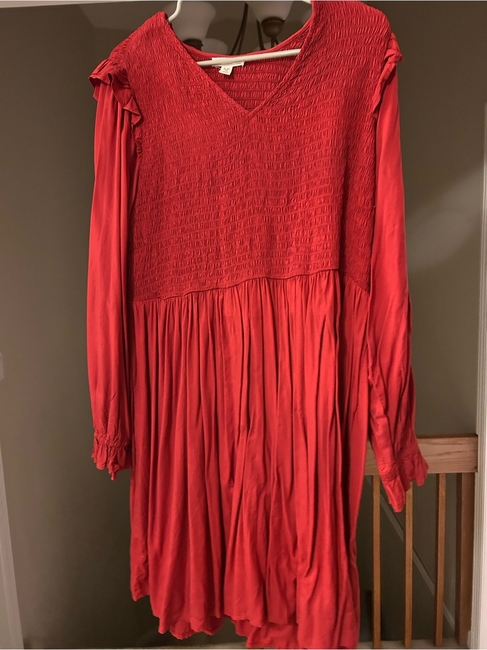 beachlunchlounge Red Long Sleeve Smocked V-Neck Midi Dress